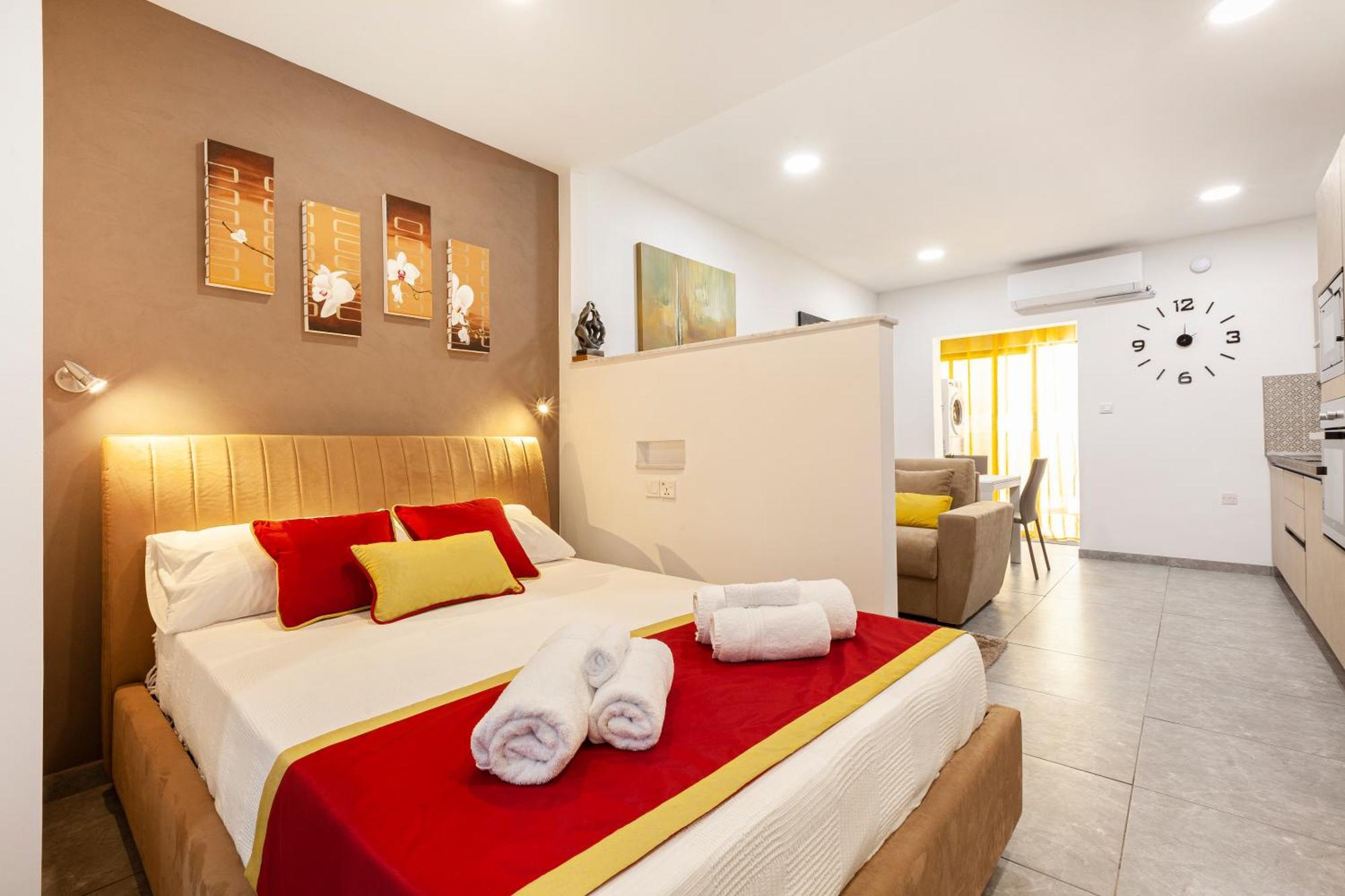 Modern & Lovely Studio - Prime Location Saint Julian's Luaran gambar