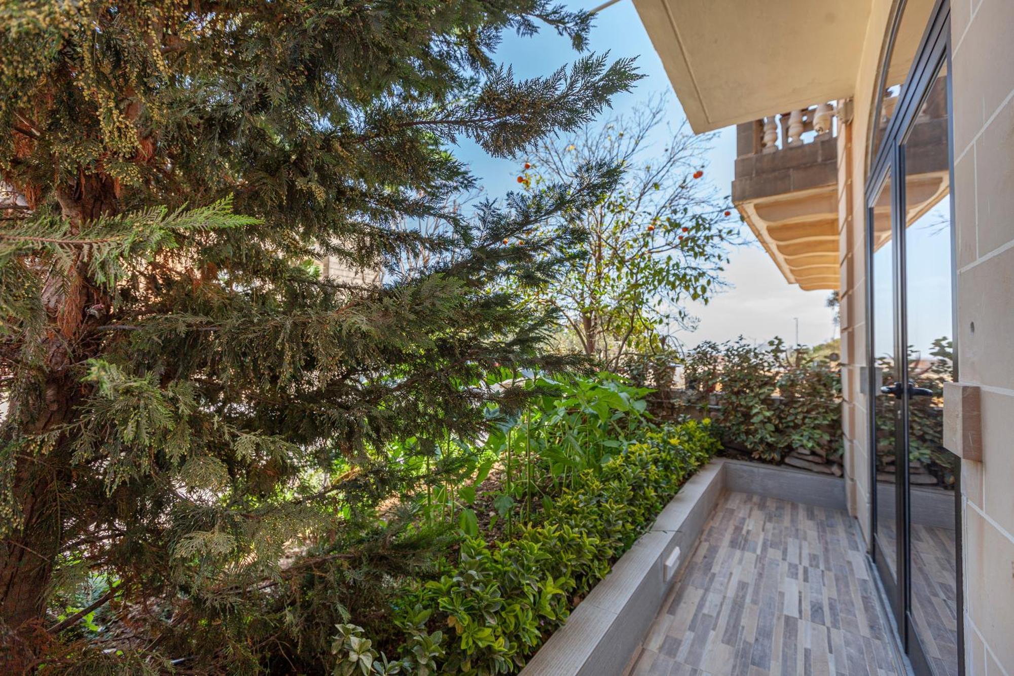 Modern & Lovely Studio - Prime Location Saint Julian's Luaran gambar